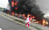 Lật xe chở dầu, 148 người chết cháy