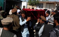 Afghanistan: Binh sĩ bị Taliban thảm sát, Bộ trưởng Quốc phòng từ chức