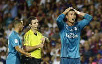 Ronaldo bị treo giò 5 trận, Real Madrid gặp khó