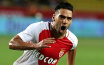 Falcao và Young được CLB Trung Quốc lôi kéo