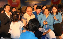 Thủ tướng Chính phủ gặp gỡ công nhân miền Trung