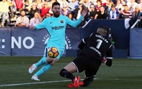 Barcelona vùi dập Leganes, derby Madrid đậm mùi bạo lực