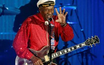 Huyền thoại rock and roll Chuck Berry qua đời