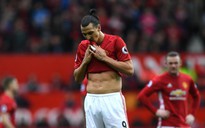 Ibrahimovic đá hỏng phạt đền, M.U chia điểm đáng tiếc