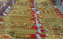 Giá vàng SJC rớt mạnh, thấp hơn vàng thế giới gần nửa triệu đồng