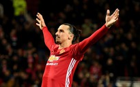 Mourinho: Ibrahimovic bị bệnh nhưng sẽ đá trận gặp Liverpool