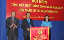 Tổng LĐLĐ Việt Nam phối hợp BIDV trao quà Tết