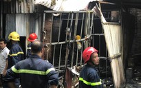 Sau khi dập tắt vụ cháy lớn xưởng sản xuất sofa, phát hiện 1 người tử vong
