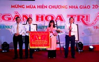 Đại học Đông Á đón nhận Cờ thi đua của Bộ GD&ĐT