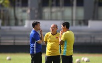 Vì sao đội tuyển Việt Nam lại đội nắng tập luyện 2 ngày liên tiếp?