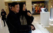 Anh em ông Thaksin nói chuyện với nhóm người bí ẩn ở Singapore