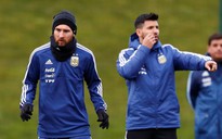 Messi đến Manchester, chờ đối đầu tuyển Ý