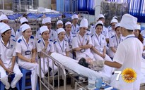 Sang Đức làm điều dưỡng với thu nhập hấp dẫn