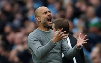 HLV Guardiola đau buồn sau trận thua ngược M.U