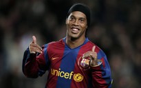 Cưới một lúc 2 vợ, Ronaldinho khiến fan há hốc mồm