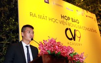 Công Vinh bất ngờ chia tay CLB TP HCM