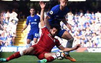 HLV Klopp chỉ trích Salah ăn vạ