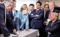 Khi ông Trump "thảy kẹo" cho bà Merkel