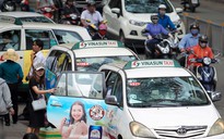 Taxi truyền thống lại "đấu" Grab