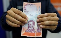 Venezuela "tê liệt" vì tiền mới