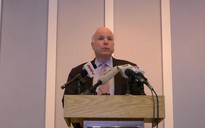 Đại sứ quán Mỹ mở sổ chia buồn Thượng nghị sĩ McCain