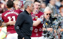 M.U thua đậm West Ham, ghế Mourinho lung lay