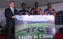Dân Trung Quốc bất mãn khoản tiền rót vào châu Phi