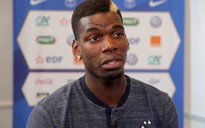 Pogba báo rời M.U, bị Mourinho tước băng đội trưởng