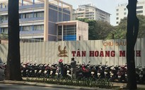 Bí mật sau vỉa hè quận 1: Chân dung các "ông chủ"!