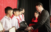 400 học sinh Đồng Nai nhận học bổng “Cho em đến trường”