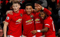 Newcastle dâng bàn thắng, Man United ngược dòng ngoạn mục