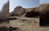 Thiếu nữ bí ẩn nằm bên đôi bò mộng trong mộ cổ Ai Cập