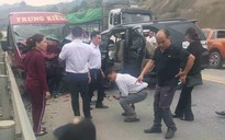 Vụ 2 ôtô tông nhau kinh hoàng trên cao tốc: 2 người tử vong, 10 người bị thương