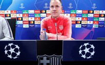 Stegen cảnh báo M.U: Đừng mơ "làm gỏi" Barcelona như với PSG