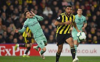 Thủ môn Watford "tặng" bàn thắng hy hữu, Arsenal vào Top 4