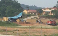 Máy bay quân sự gặp sự cố khi đang hạ cánh ở Yên Bái