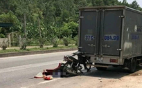 Đi ăn giỗ, người đàn ông tông xe máy vào đuôi xe tải tử vong
