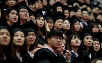Bị gây khó, học sinh Trung Quốc không chọn du học Mỹ
