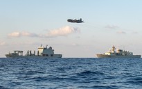 Chiến đấu cơ Trung Quốc áp sát tàu chiến Canada trên biển Hoa Đông
