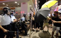 Hồng Kông: Cảnh sát và người biểu tình tiếp tục đụng độ