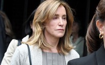 Nữ diễn viên Felicity Huffman chạy trường cho con nhận án phạt ra sao?