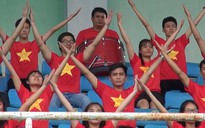 2.000 người đồng diễn kết hợp hát cổ động hâm nóng trận Thái Lan – Việt Nam