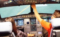 Lần đầu tiên Việt Nam có tour "trải nghiệm làm phi công"