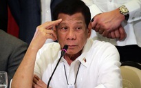 Covid-19 ở Philippines: Nhiều quan chức tự cách ly, ông Duterte "tự xét nghiệm"