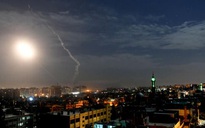 Chiến đấu cơ Israel dội tên lửa Syria, bị phòng không đánh chặn