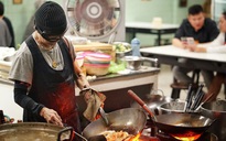 "Street Food: Asian": Gợi nhiều cảm xúc