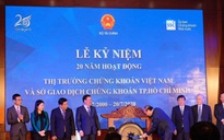 Thủ tướng ca ngợi chứng khoán Việt Nam hồi phục nhanh nhất thế giới