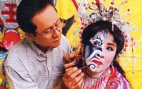 "Phù thủy hóa trang" Trịnh Xuân Chính hủy triển lãm ảnh do bị tai biến