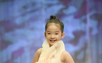 Gia đình siêu mẫu Xuân Lan nổi bật ở Tuần lễ thời trang trẻ em Việt Nam