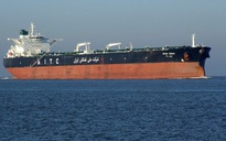 Mỹ lần đầu tiên bắt giữ 4 tàu chở dầu Iran